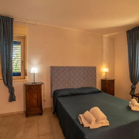 Borgo Marino Plemmirio 4* סירקוזה