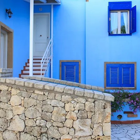 Borgo Marino Plemmirio מלון 4*