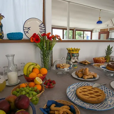 מלון Borgo Marino Plemmirio 4*