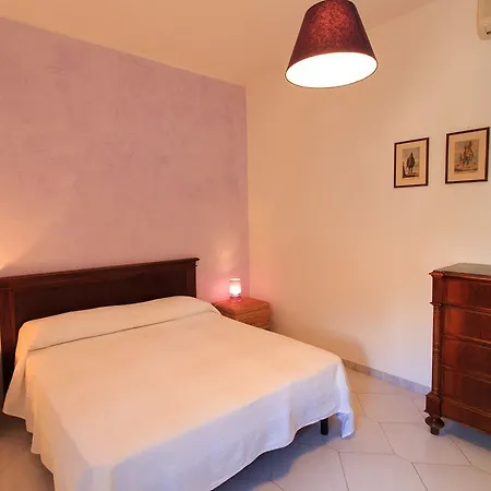 Borgo Marino Plemmirio מלון